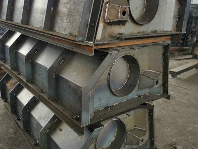 生態(tài)階梯式擋墻模具批發(fā)定制，箱式階梯護(hù)坡模具廠家銷售