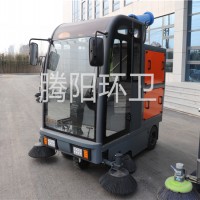 駕駛式掃地車(chē)被使用的原因是什么？