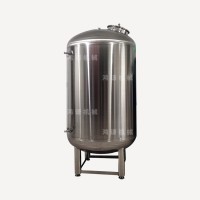 雙城市鴻謙 無(wú)菌水箱廠家 水處理無(wú)菌水箱 保質(zhì)保量