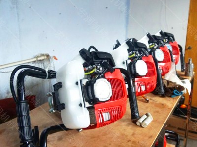 供應(yīng)輕便地質(zhì)勘探便捷鉆機 小型內(nèi)燃式背包鉆機