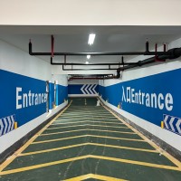 南京道路劃線-達(dá)尊地下車庫停車場防眩色帶